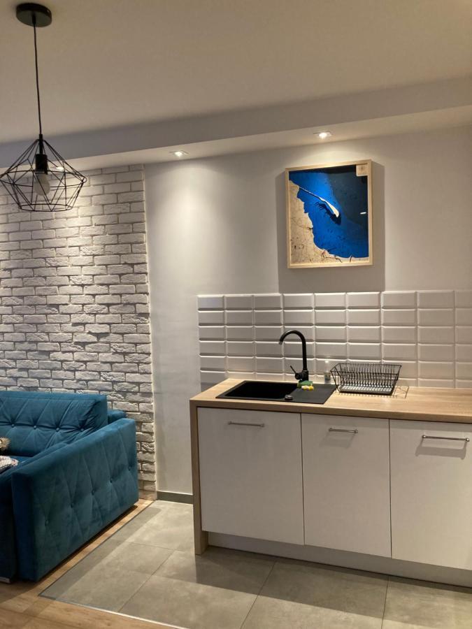 Blue Apartment In Vibrant Heart Of Gdynia Exterior photo